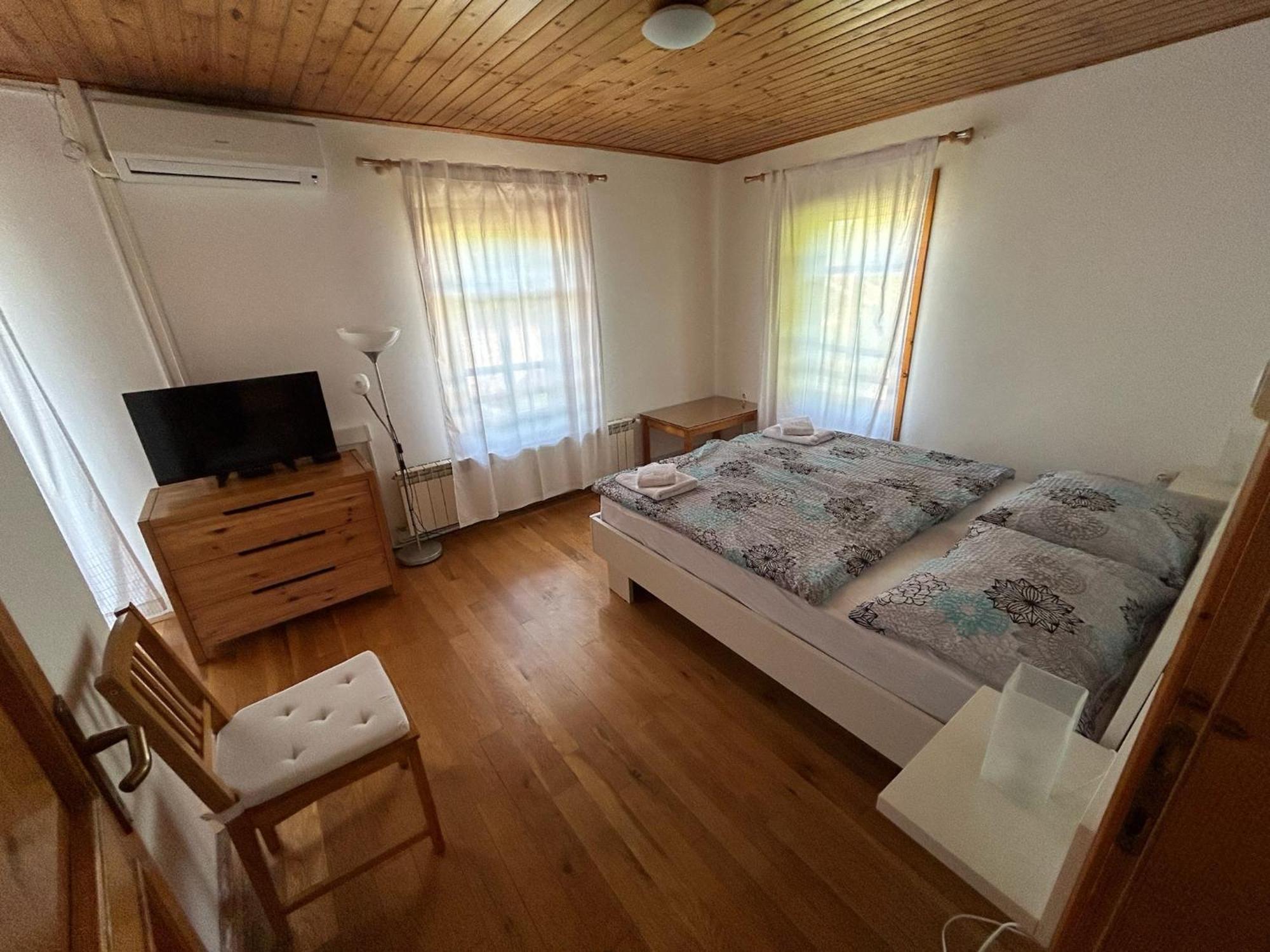 Stres-Less Sunny Apartments Кобарід Екстер'єр фото